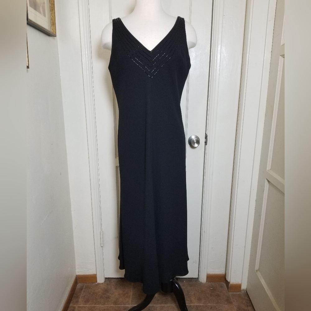JONES NEW YORK black Beaded V Neck V Back Formal Evening Prom Party Dress